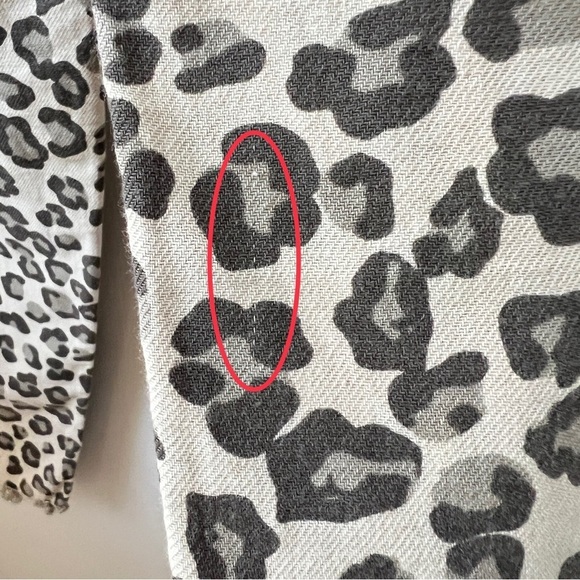 Monrow Leopard Print Cotton Raw Hem Crop Pull on Pants - Picture 14 of 14